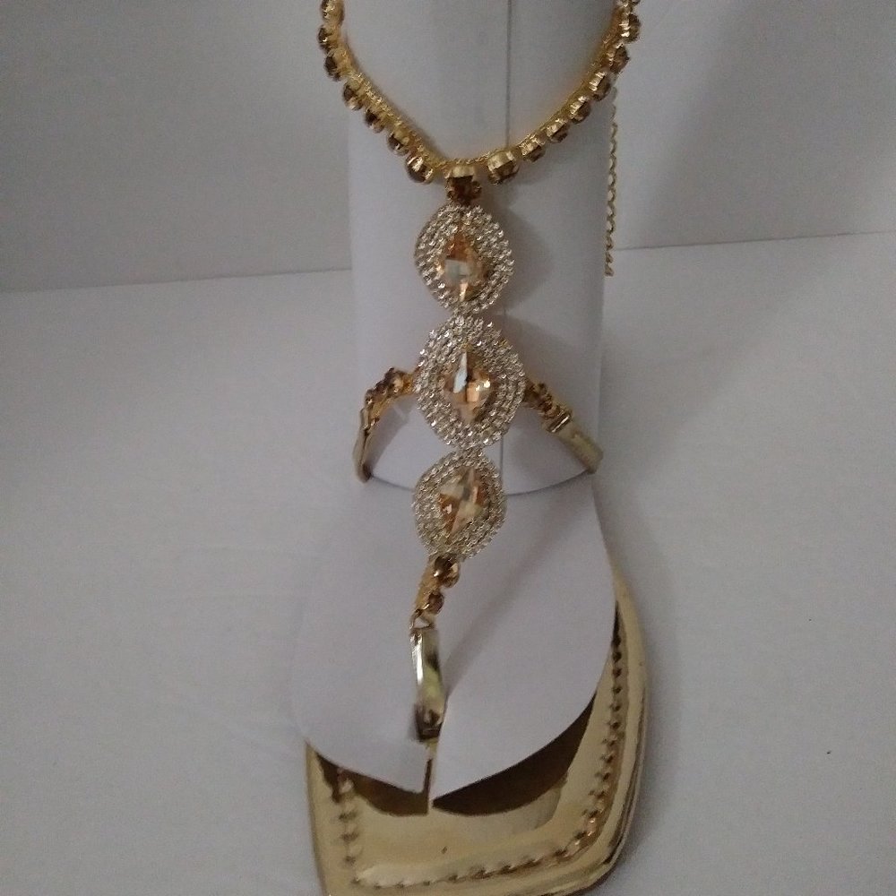 Fashionnova Gold Rhinestone Thong Sandals Size 6.5